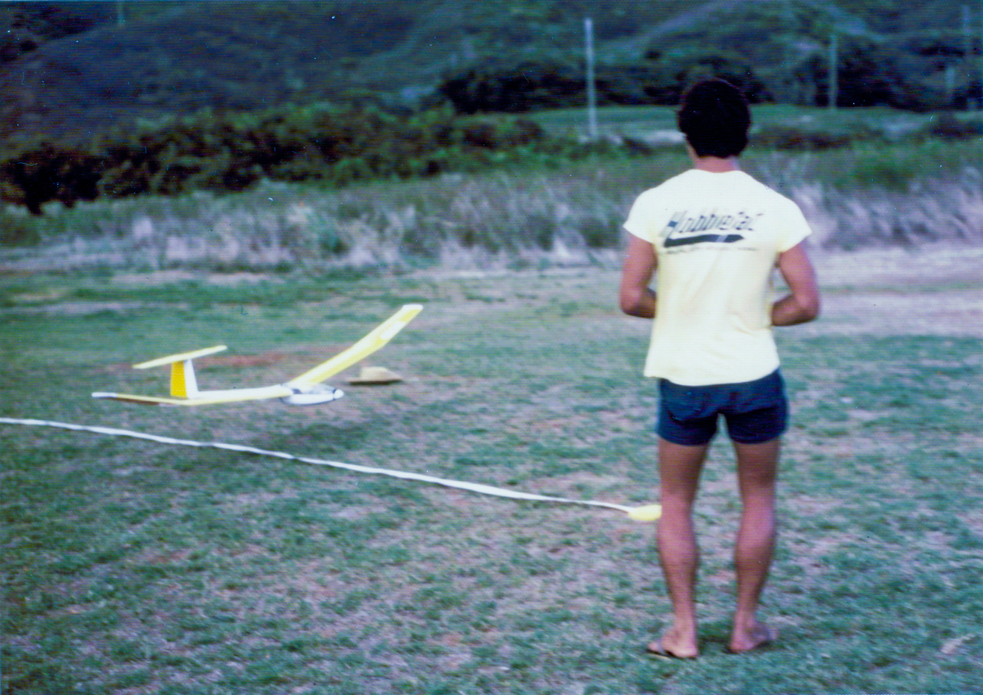 1977 December - Mark Chung precision landing to win club contest